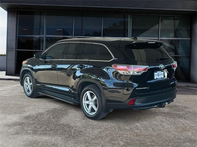 used 2016 Toyota Highlander car, priced at $25,995