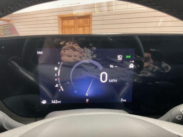 new 2025 Buick Envista car, priced at $26,685