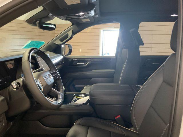 new 2025 GMC Yukon car, priced at $81,180
