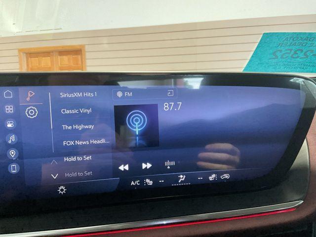 new 2025 Buick Envision car, priced at $40,881