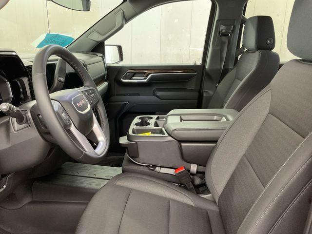 new 2024 GMC Sierra 1500 car, priced at $58,981