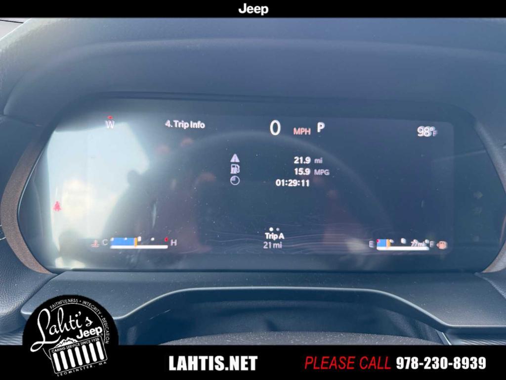 new 2025 Jeep Grand Cherokee car, priced at $45,165