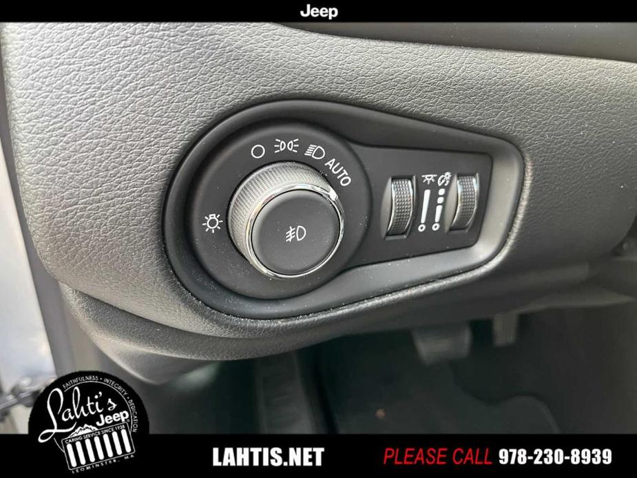 used 2021 Jeep Renegade car, priced at $20,499