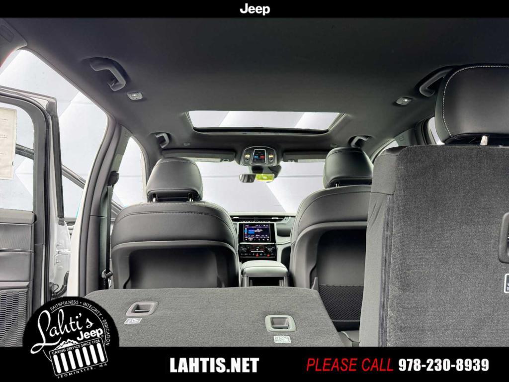 new 2025 Jeep Grand Cherokee car, priced at $47,780