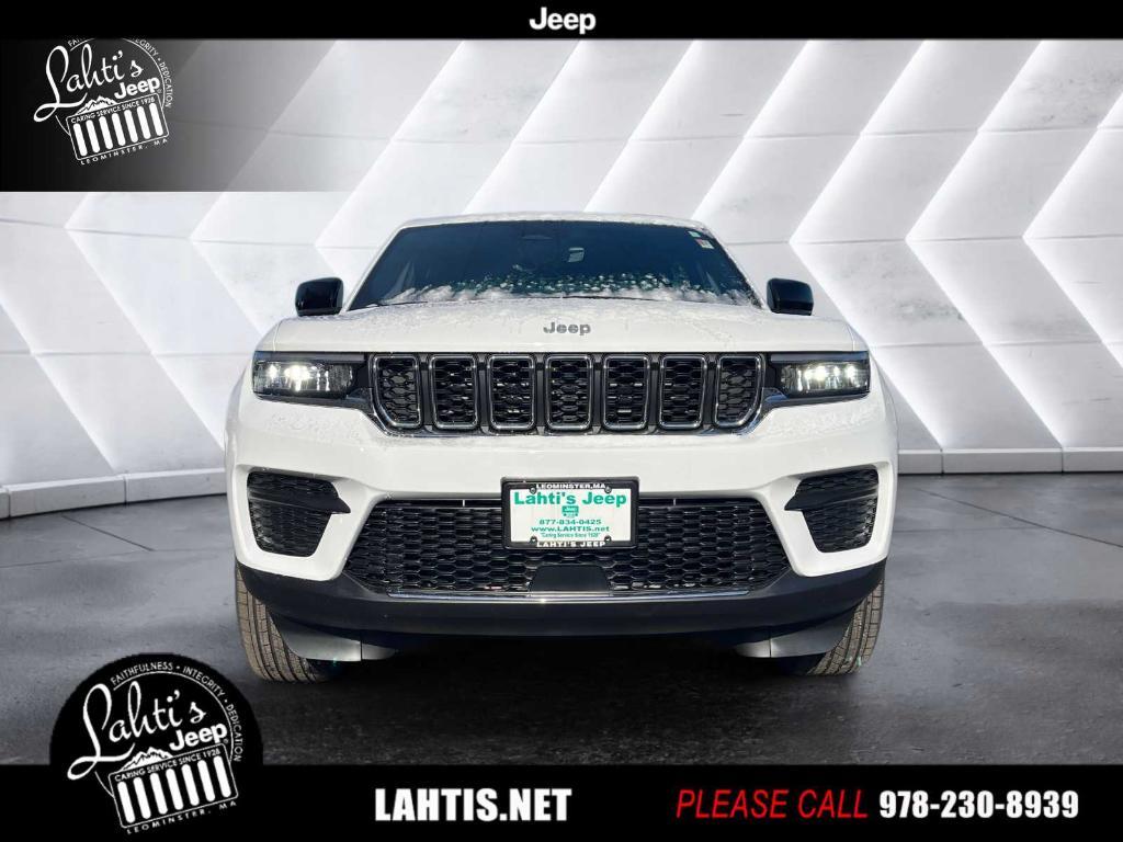 new 2025 Jeep Grand Cherokee car, priced at $37,236