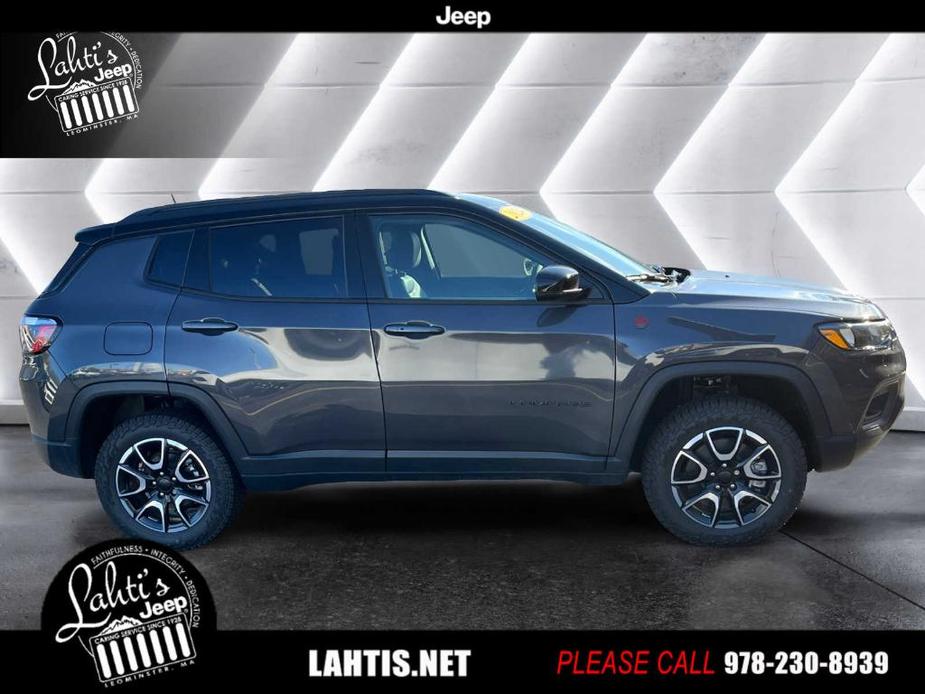 new 2024 Jeep Compass car, priced at $33,391