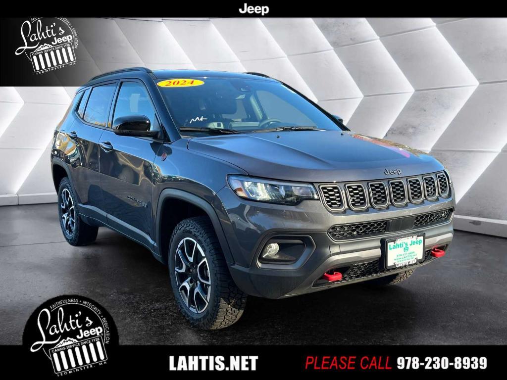 new 2024 Jeep Compass car, priced at $30,116