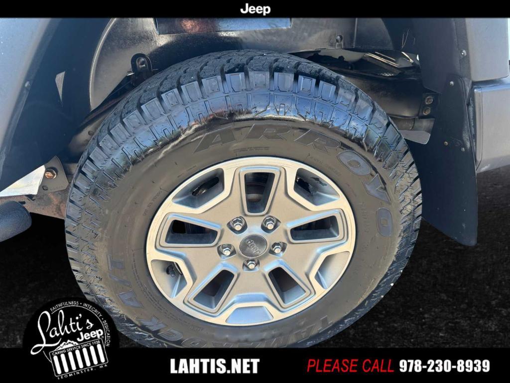 used 2015 Jeep Wrangler car, priced at $15,929