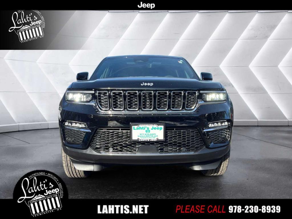 new 2025 Jeep Grand Cherokee car, priced at $48,277