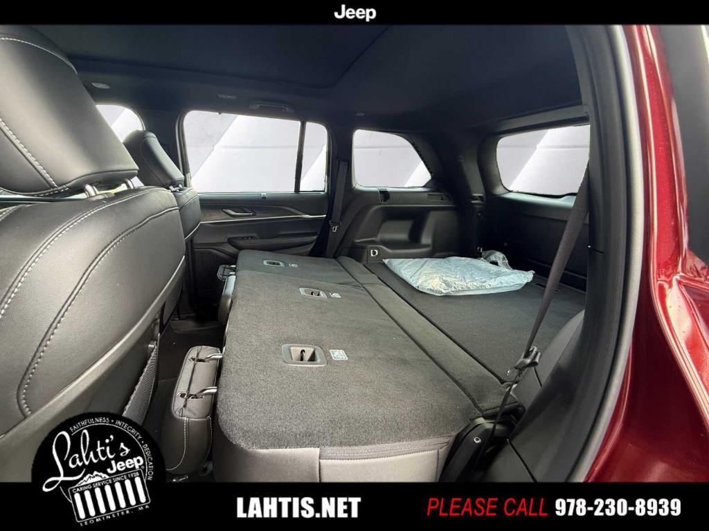 new 2025 Jeep Grand Cherokee car, priced at $52,935