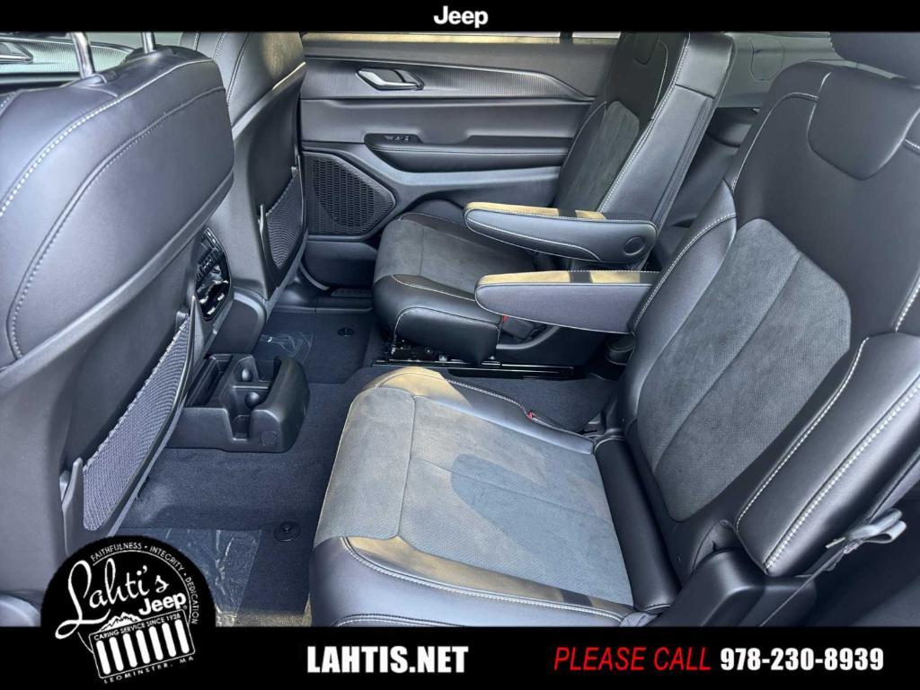 new 2025 Jeep Grand Cherokee L car, priced at $48,864
