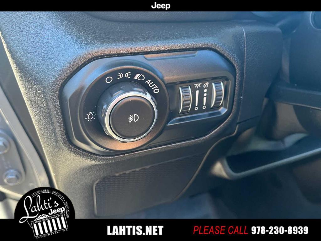 used 2019 Jeep Wrangler Unlimited car, priced at $30,433