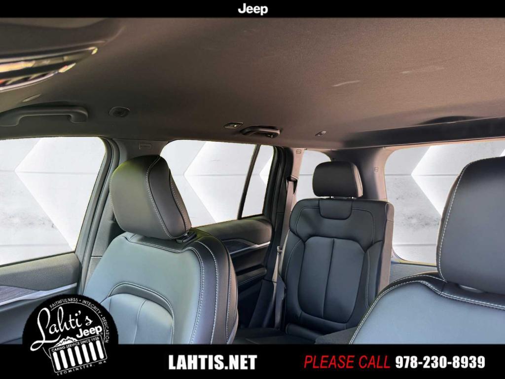 new 2025 Jeep Grand Cherokee car, priced at $47,495