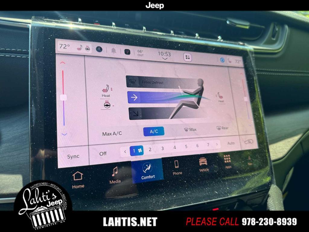 new 2025 Jeep Grand Cherokee car, priced at $47,495