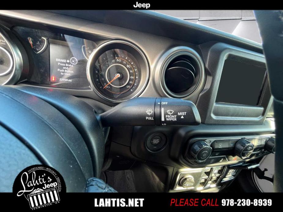 used 2022 Jeep Wrangler Unlimited car, priced at $31,999