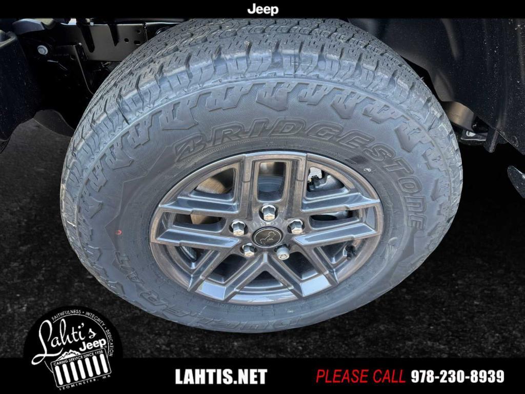 new 2025 Jeep Gladiator car, priced at $49,148