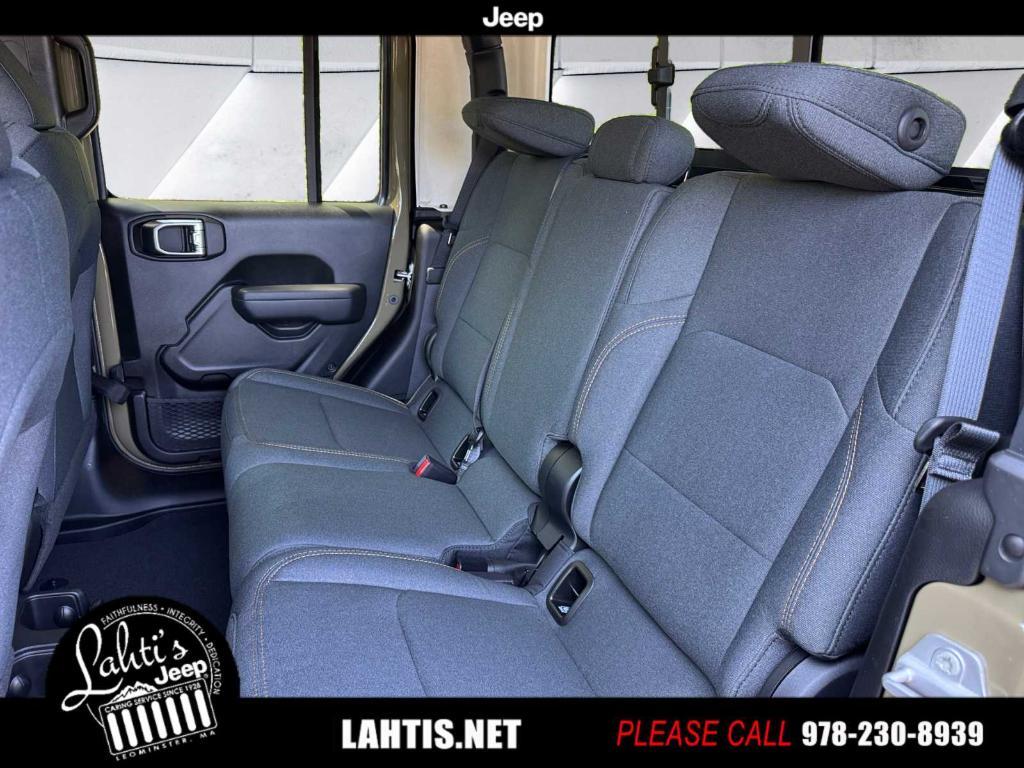 new 2025 Jeep Gladiator car, priced at $49,148