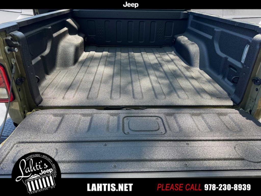 new 2025 Jeep Gladiator car, priced at $49,148