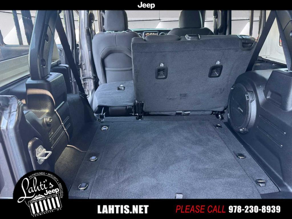 used 2021 Jeep Wrangler Unlimited car, priced at $33,970