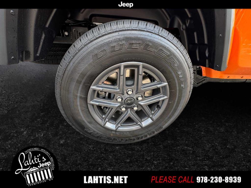 new 2025 Jeep Gladiator car, priced at $49,975