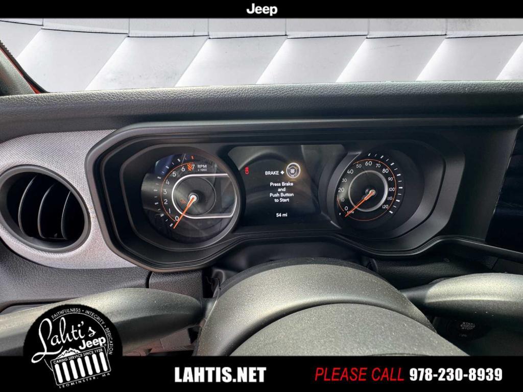 new 2025 Jeep Gladiator car, priced at $49,975