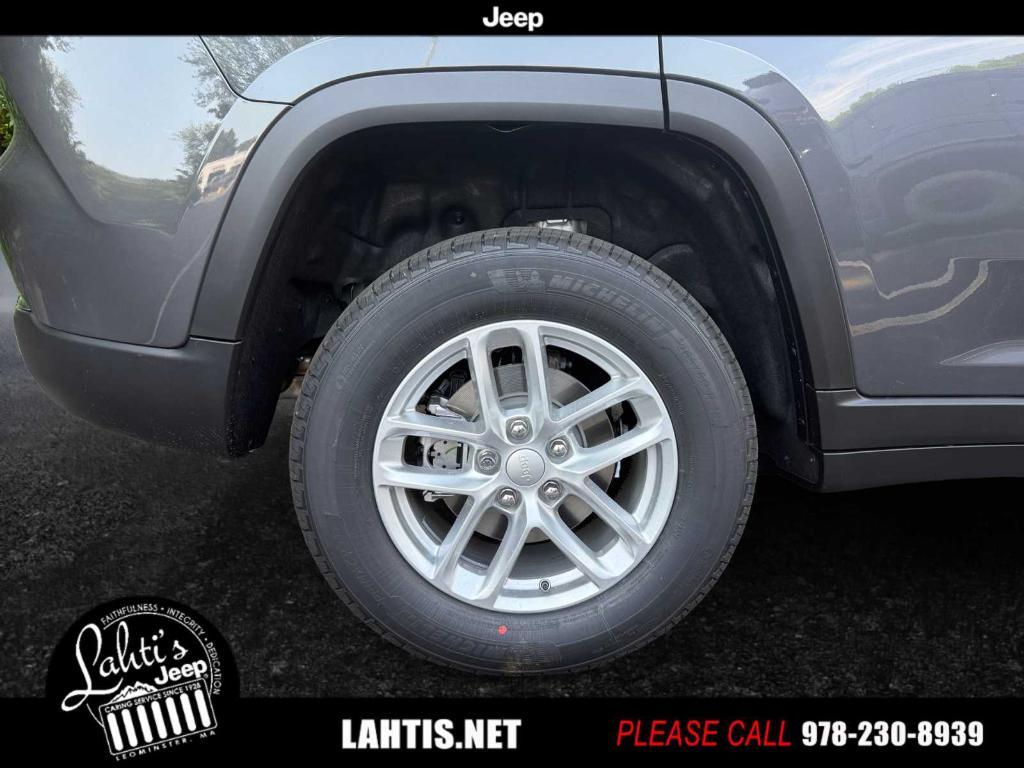 new 2025 Jeep Grand Cherokee car, priced at $45,165