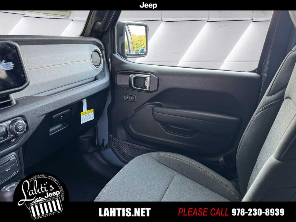 new 2025 Jeep Wrangler car, priced at $49,446