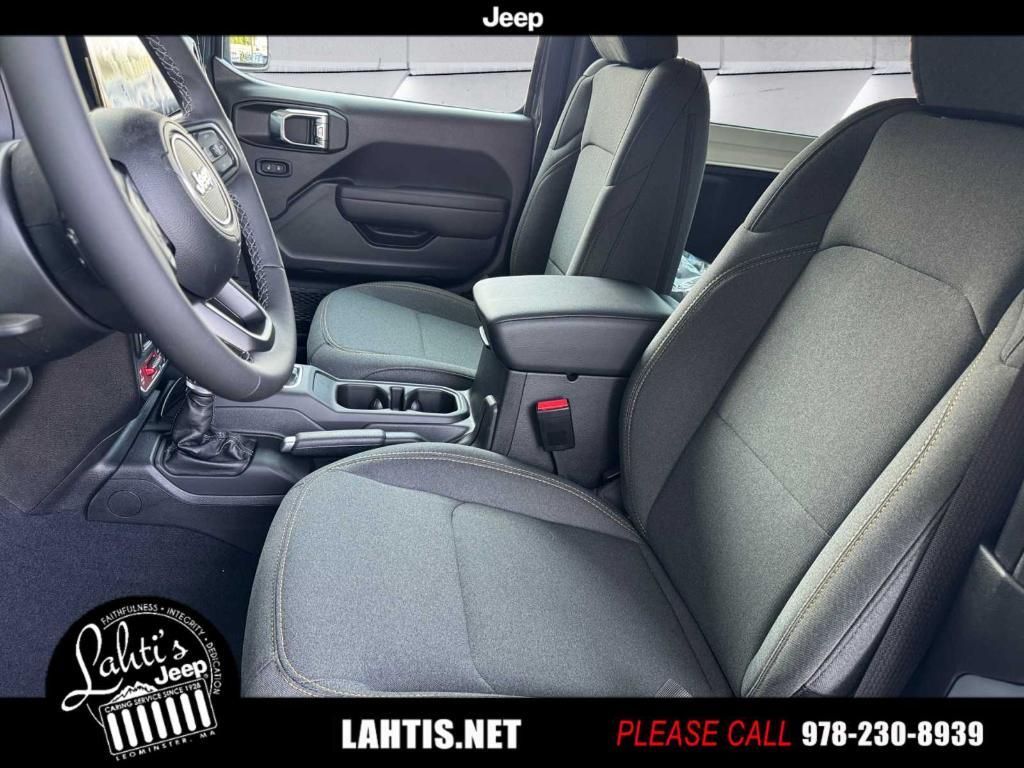 new 2025 Jeep Wrangler car, priced at $49,446
