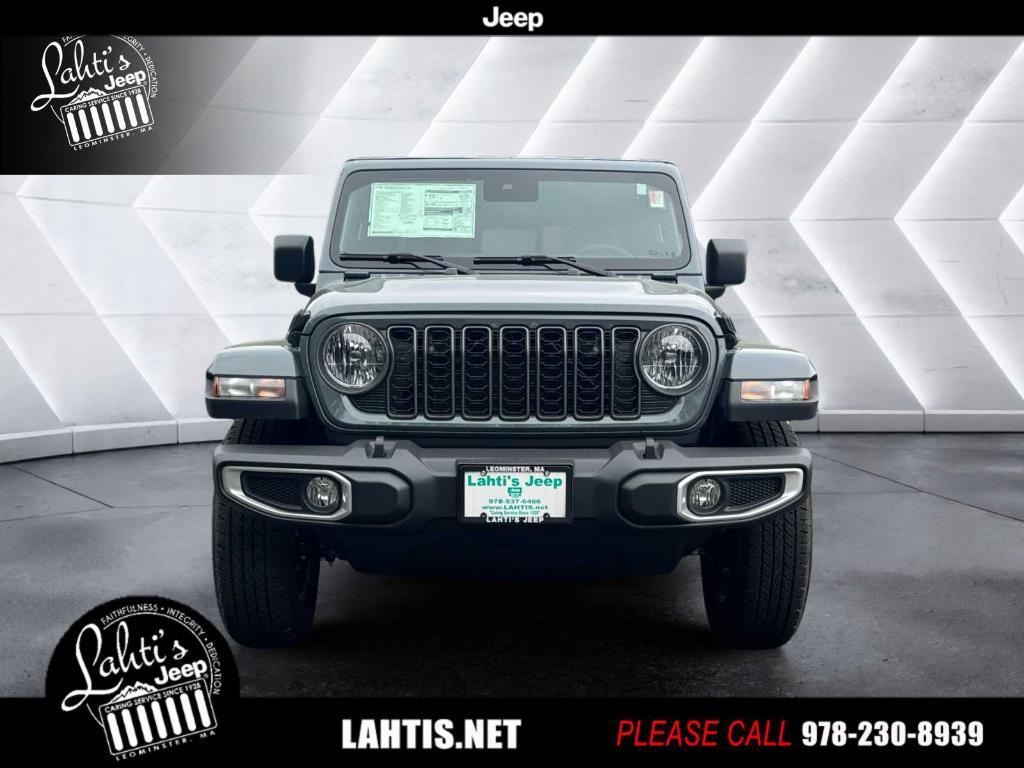 new 2025 Jeep Gladiator car, priced at $51,625
