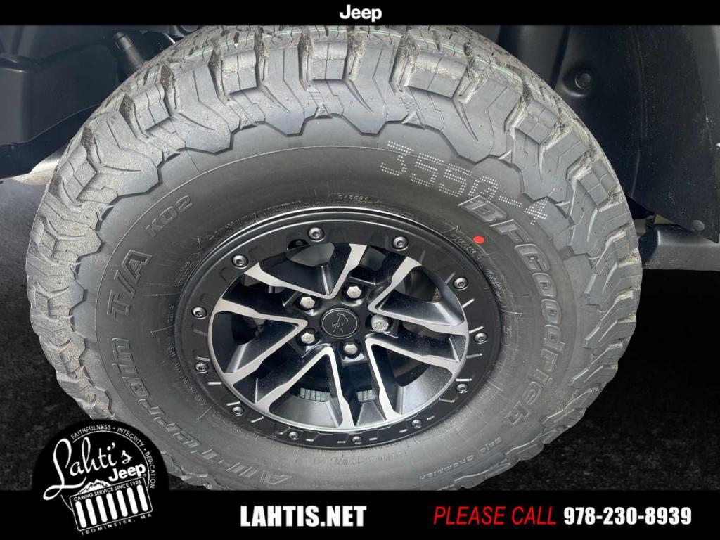new 2025 Jeep Wrangler car, priced at $49,180