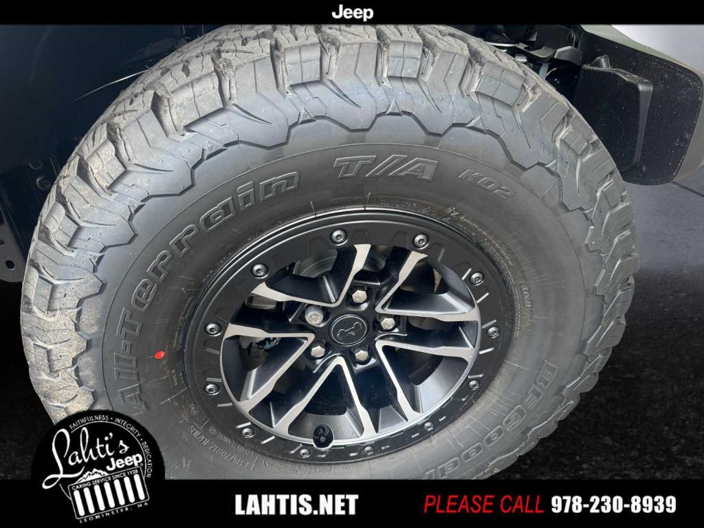 new 2025 Jeep Wrangler car, priced at $49,180