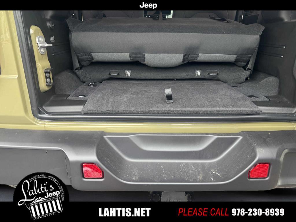 new 2025 Jeep Wrangler car, priced at $49,180