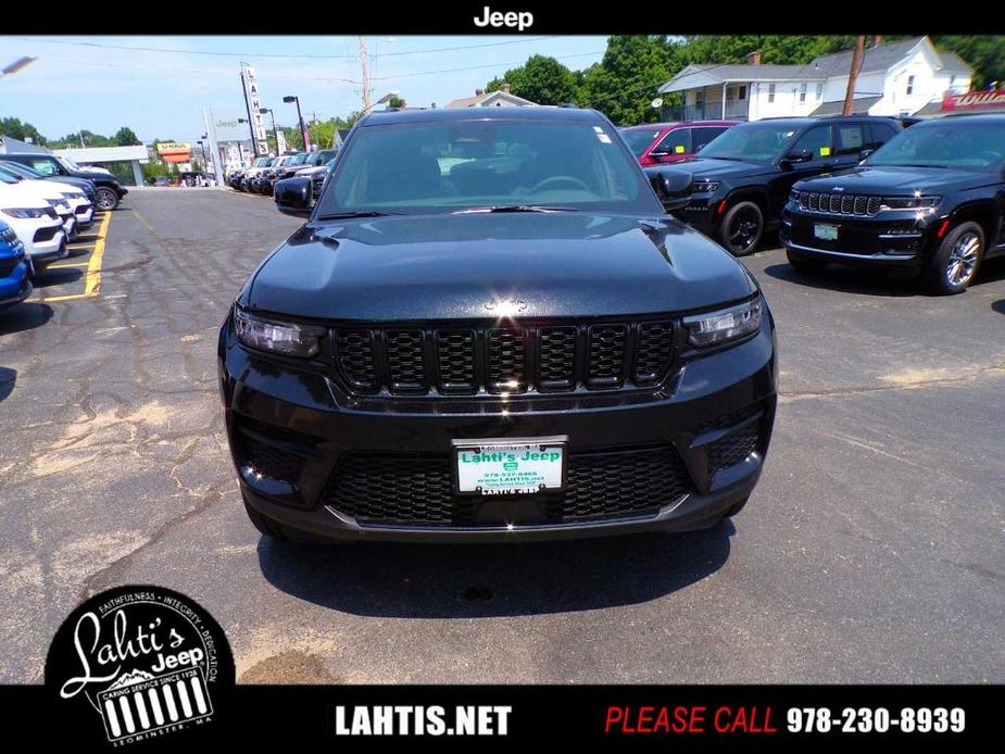 new 2024 Jeep Grand Cherokee car, priced at $40,915