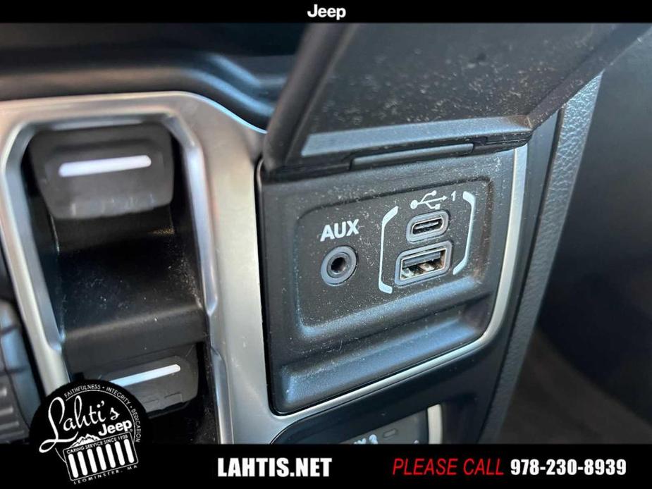 used 2022 Jeep Wrangler Unlimited car, priced at $34,999