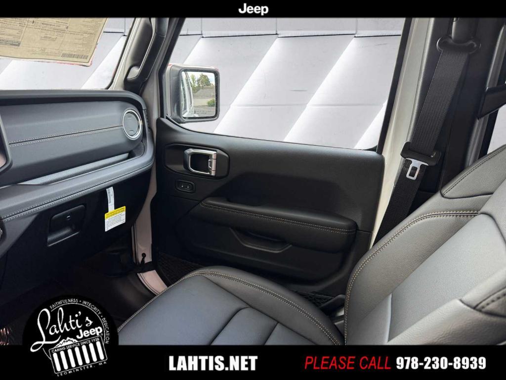 new 2025 Jeep Wrangler car, priced at $56,769
