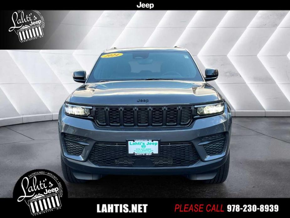 new 2024 Jeep Grand Cherokee car, priced at $40,975