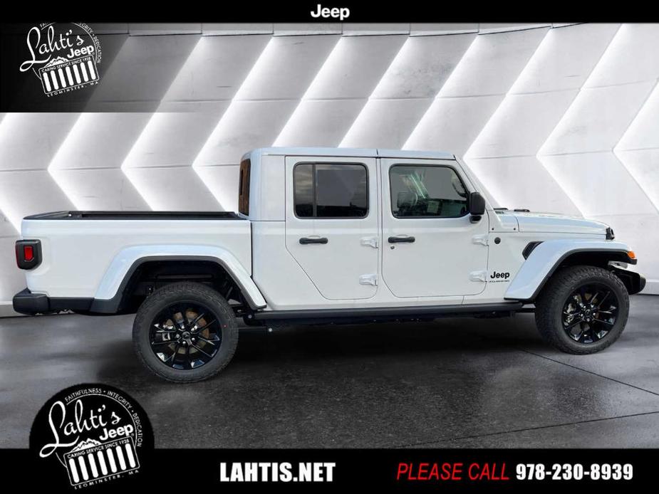 new 2025 Jeep Gladiator car, priced at $40,185