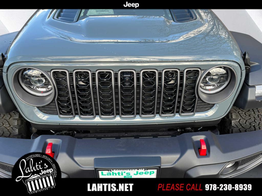 new 2025 Jeep Wrangler car, priced at $46,409