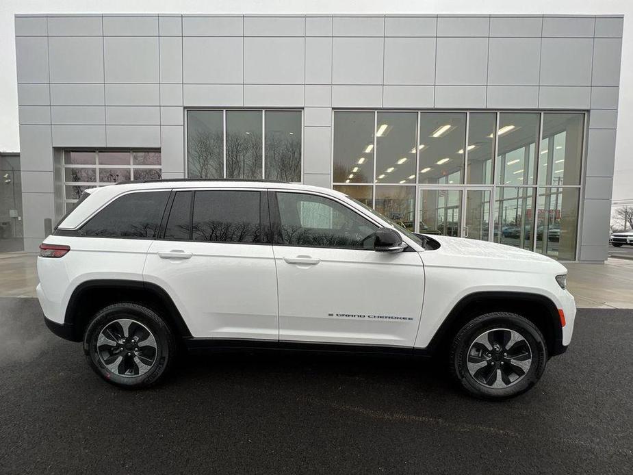 new 2024 Jeep Grand Cherokee 4xe car, priced at $48,035