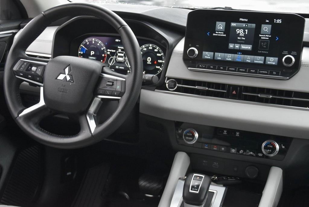 used 2024 Mitsubishi Outlander car, priced at $31,350