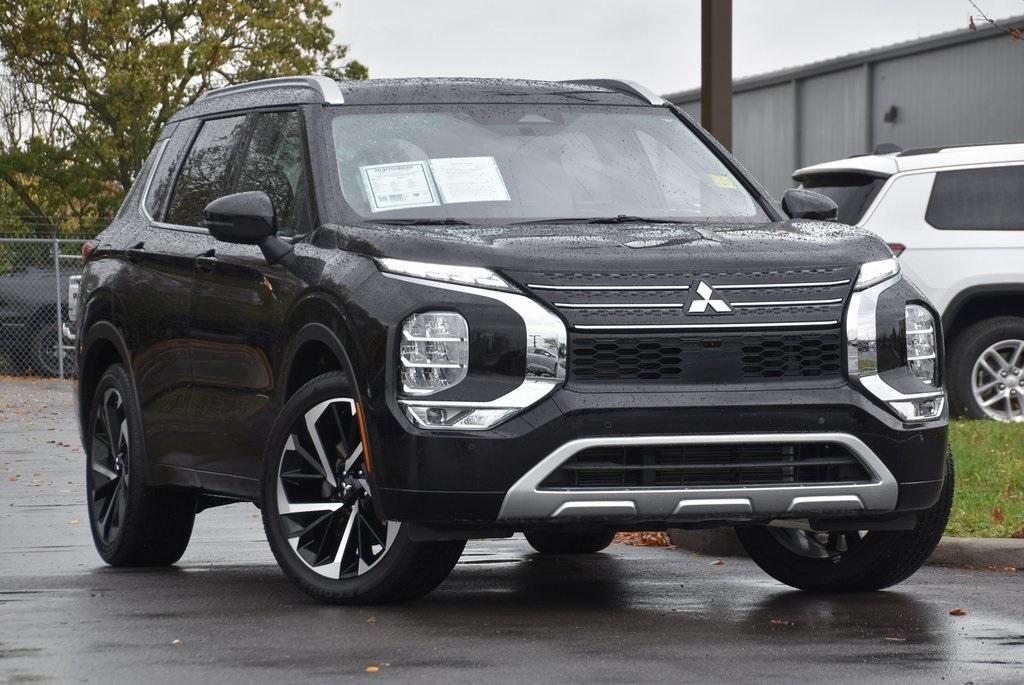 used 2024 Mitsubishi Outlander car, priced at $31,350