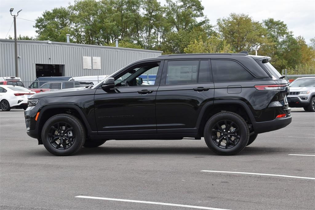 new 2025 Jeep Grand Cherokee car, priced at $41,546