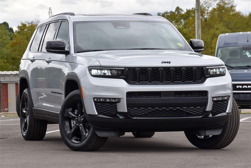 new 2025 Jeep Grand Cherokee L car, priced at $51,463