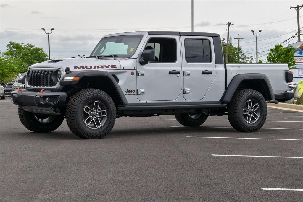 new 2024 Jeep Gladiator car, priced at $53,834