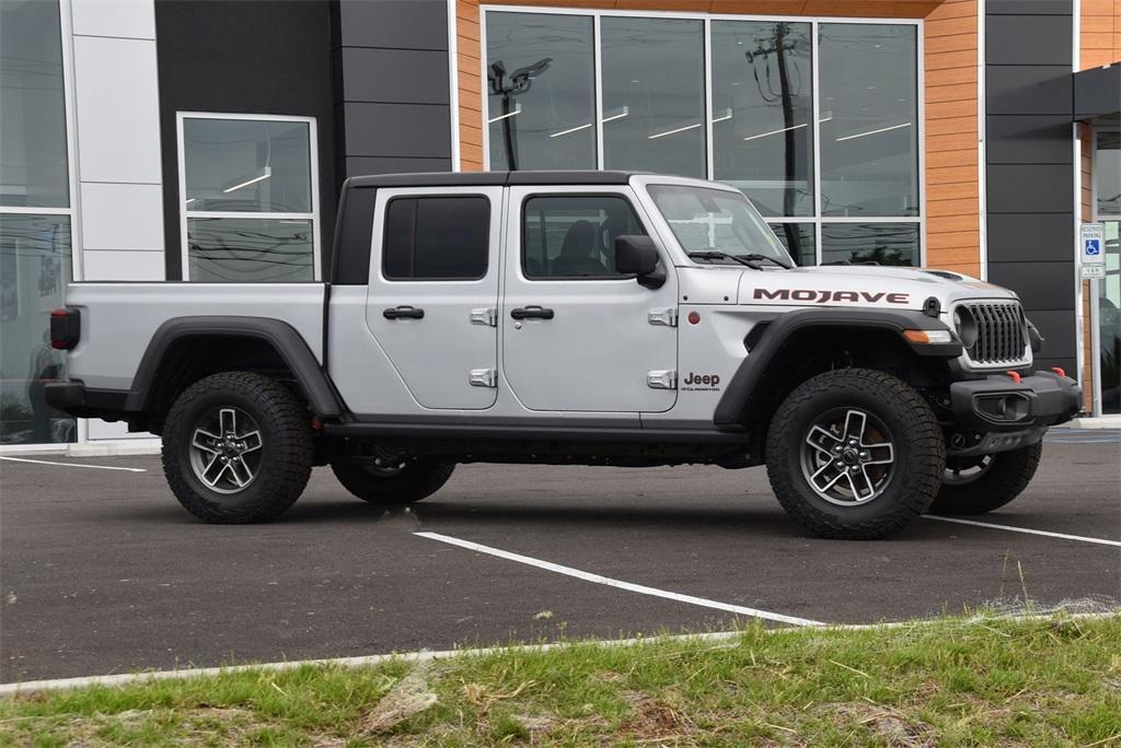 new 2024 Jeep Gladiator car, priced at $53,834