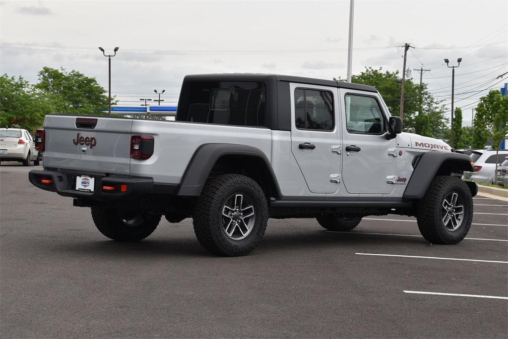 new 2024 Jeep Gladiator car, priced at $53,834