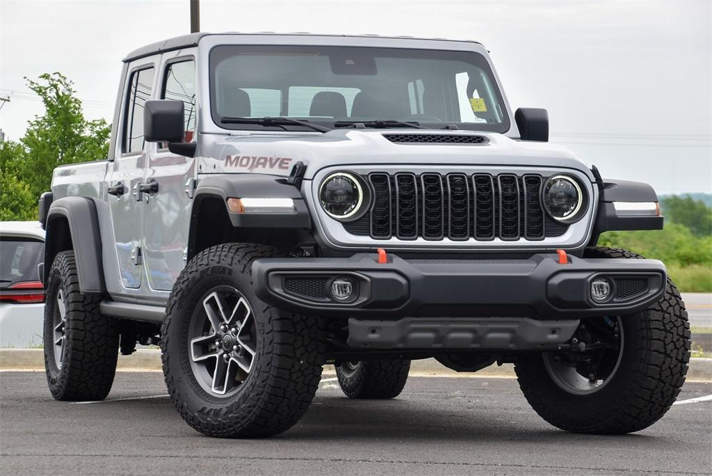 new 2024 Jeep Gladiator car, priced at $53,834