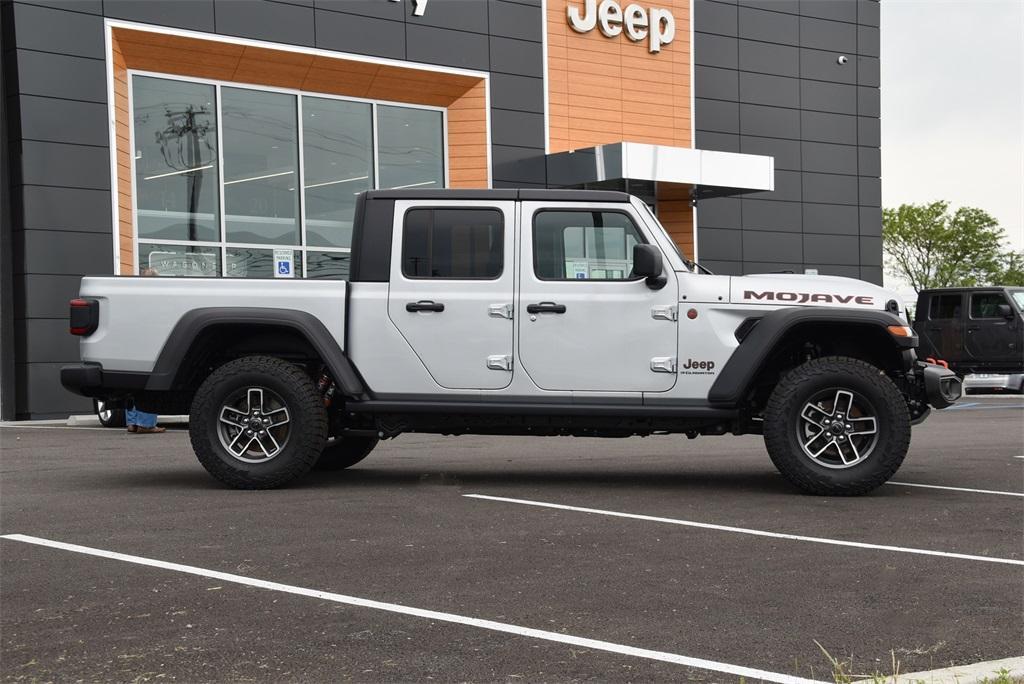 new 2024 Jeep Gladiator car, priced at $53,834