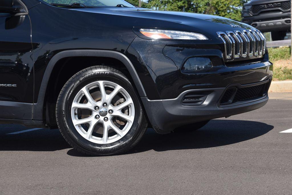 used 2017 Jeep Cherokee car, priced at $11,300