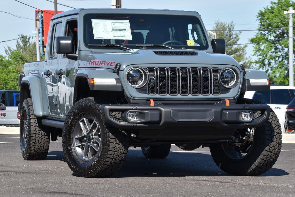new 2024 Jeep Gladiator car, priced at $58,975